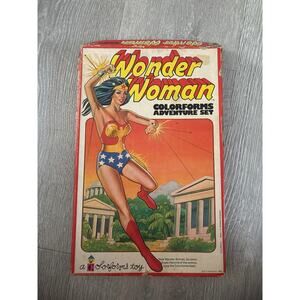 Wonder Woman Colorforms Adventure Set Vintage 1976 in Box DC Comics